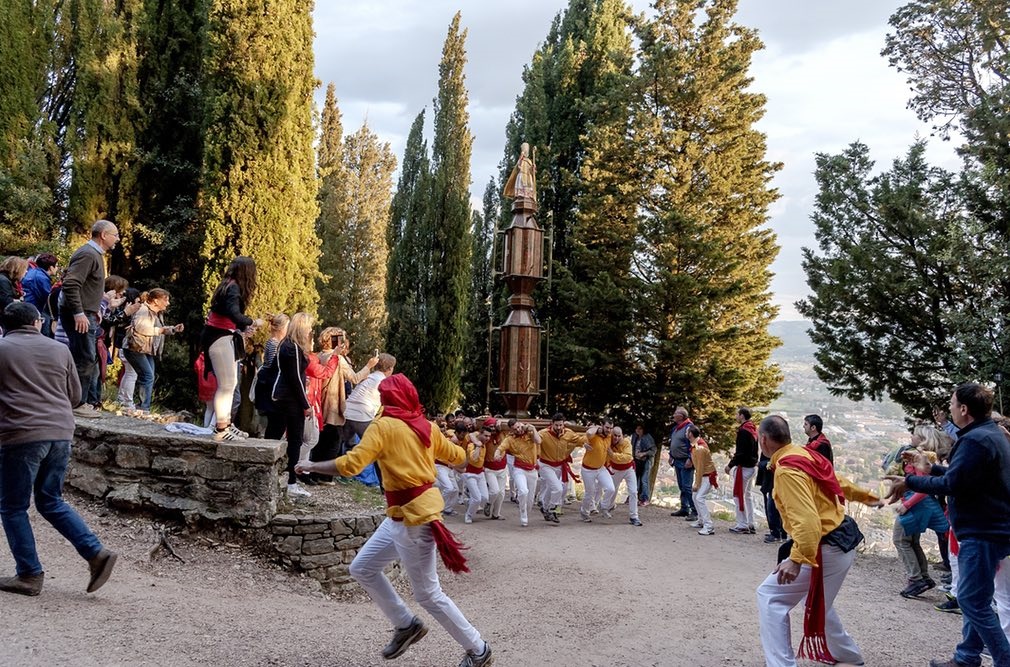 تصاویر | جشنواره سنتی «رقابت شمع‌ها» در ایتالیا‎